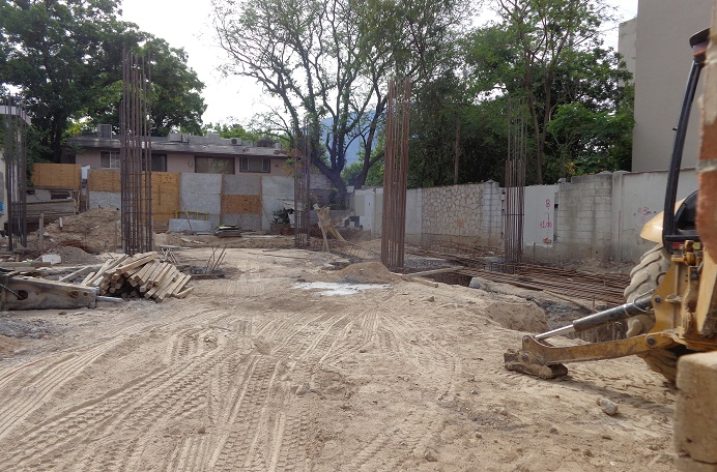 Ejecutan cimentación de edificio residencial en San Jerónimo