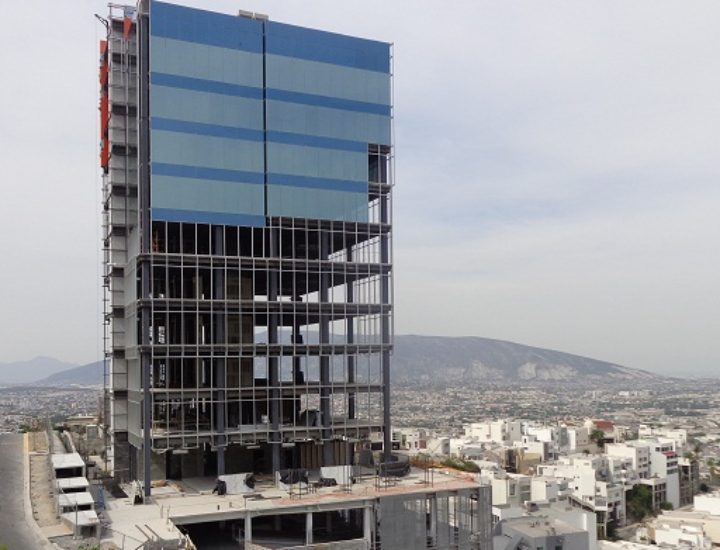 Reactivan construcción de oficinas en San Jerónimo