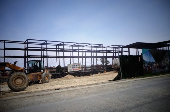 Levantan estructura de ‘shopping center’ en Guadalupe