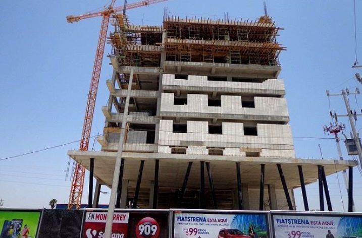 Llega al 50 por ciento construcción de hotel en Apodaca