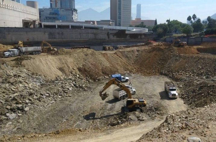 Avanza excavación para levantar hotel de lujo en San Pedro