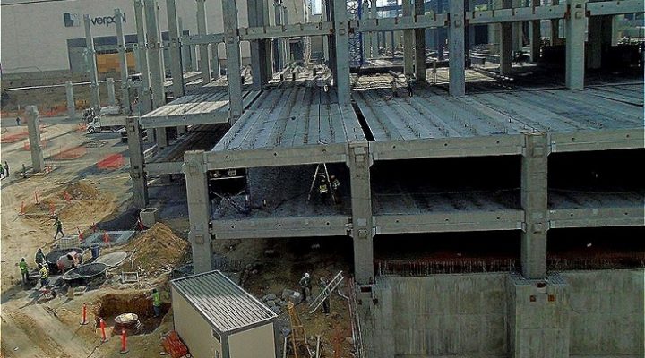 Levantan estructura de obra comercial de 40 mil m2 en MTY