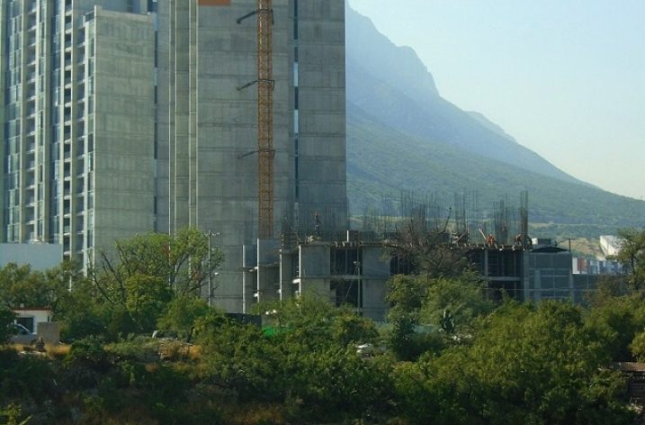 Emerge nueva torre de vivienda vertical en La Huasteca