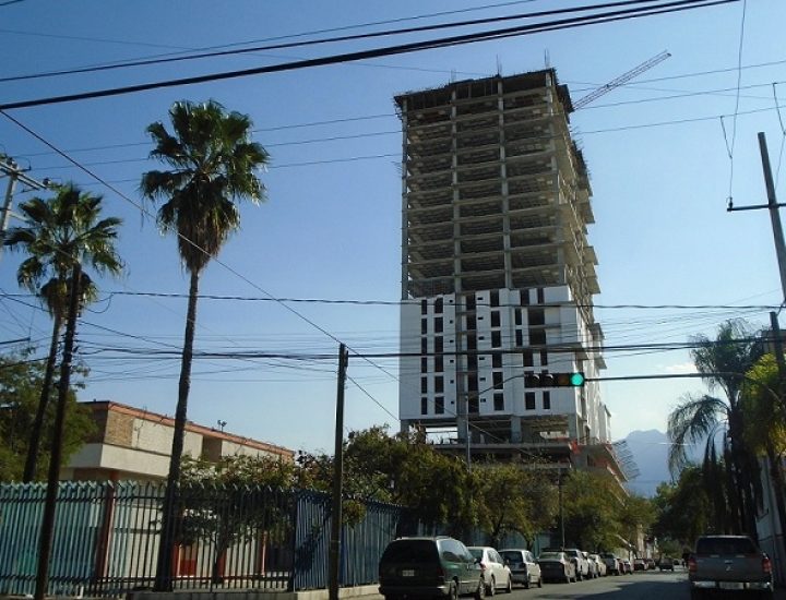 Concluye fase estructural de torre de ‘depas’ en MTY