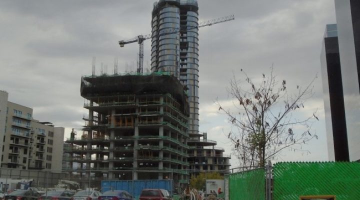 Llega al nivel  13 (de 37) torre habitacional de lujo en DVC