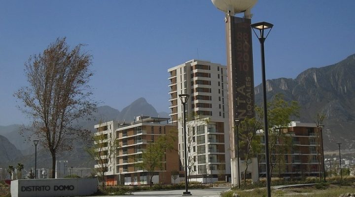 Nuevo ícono urbano vertical en el corazón de Santa Catarina