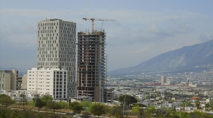 Se aproxima conclusión estructural de torre en La Huasteca