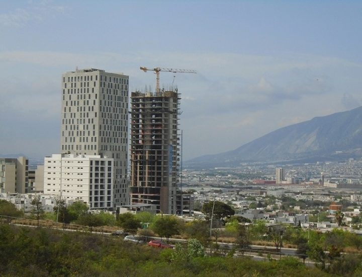Se aproxima conclusión estructural de torre en La Huasteca