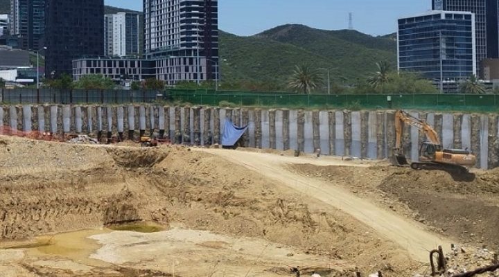 Alistan cimentación de megaproyecto de 59 mil m² en Valle Oriente