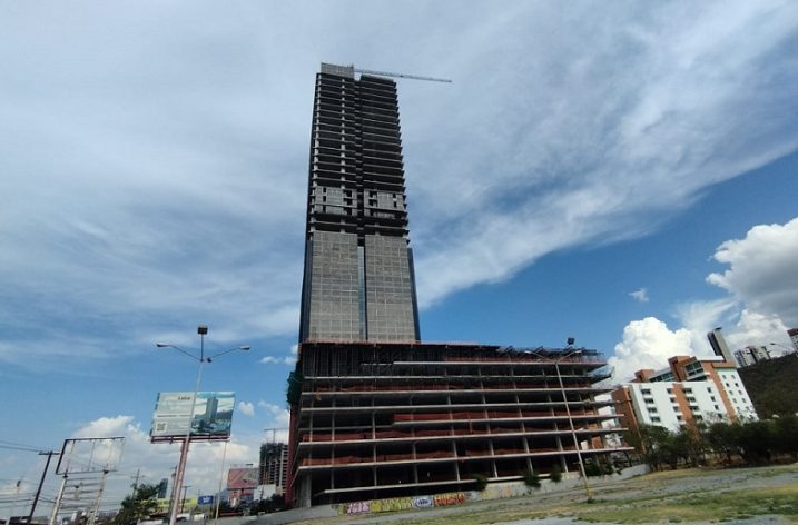 Vislumbran conclusión de proyecto de 45 pisos en el Par Vial