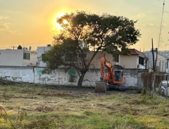 Arriba maquinaria a predio donde ‘brotarán’ torres en San Nicolás