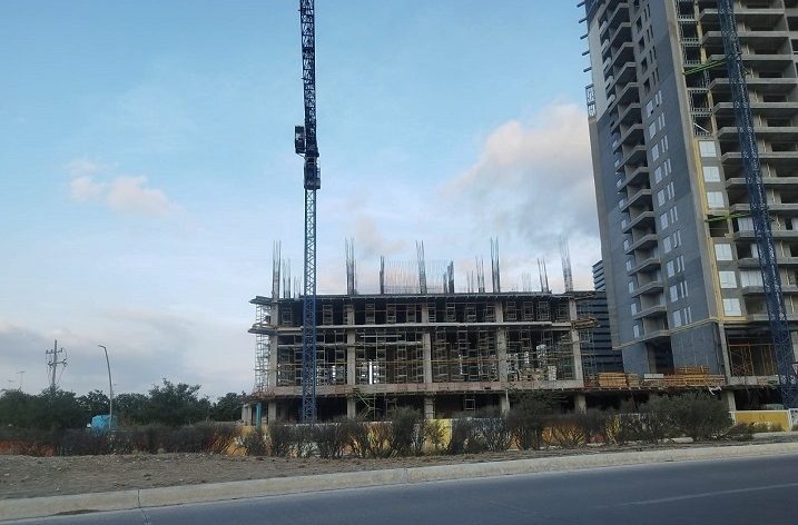 Sobresalen primeros niveles de torre premium en SC